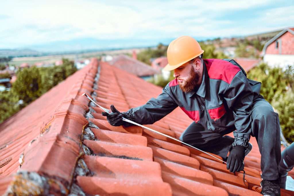 The Role of Roof Coatings in Extending Roof Lifespan in Florida